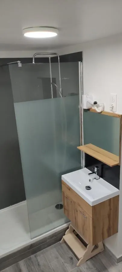Apartment Studio Entressen: Piscine, Jeux et Pétanque France